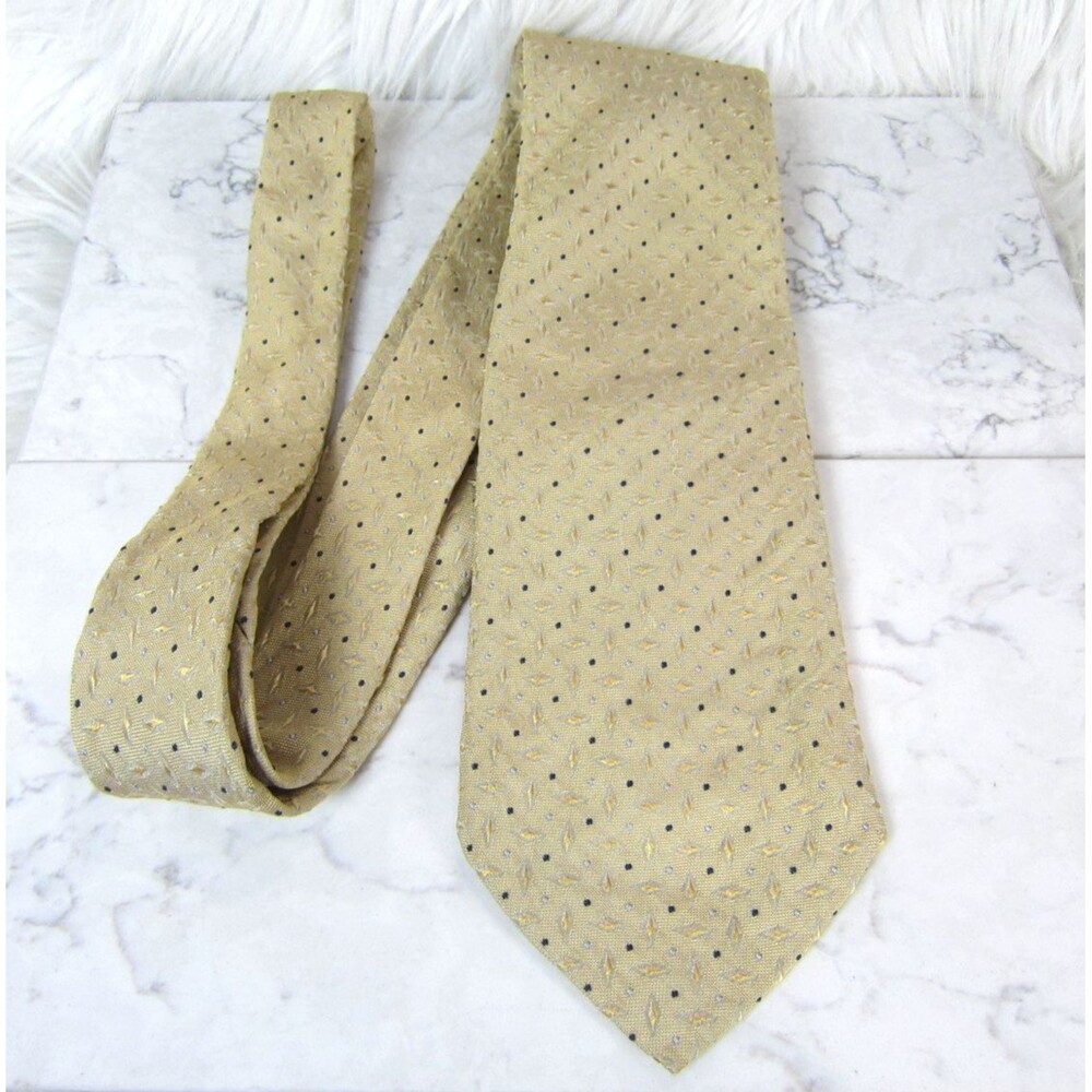 Vintage Burberry London Men's Beige Textured Tie 100% Silk Made in England